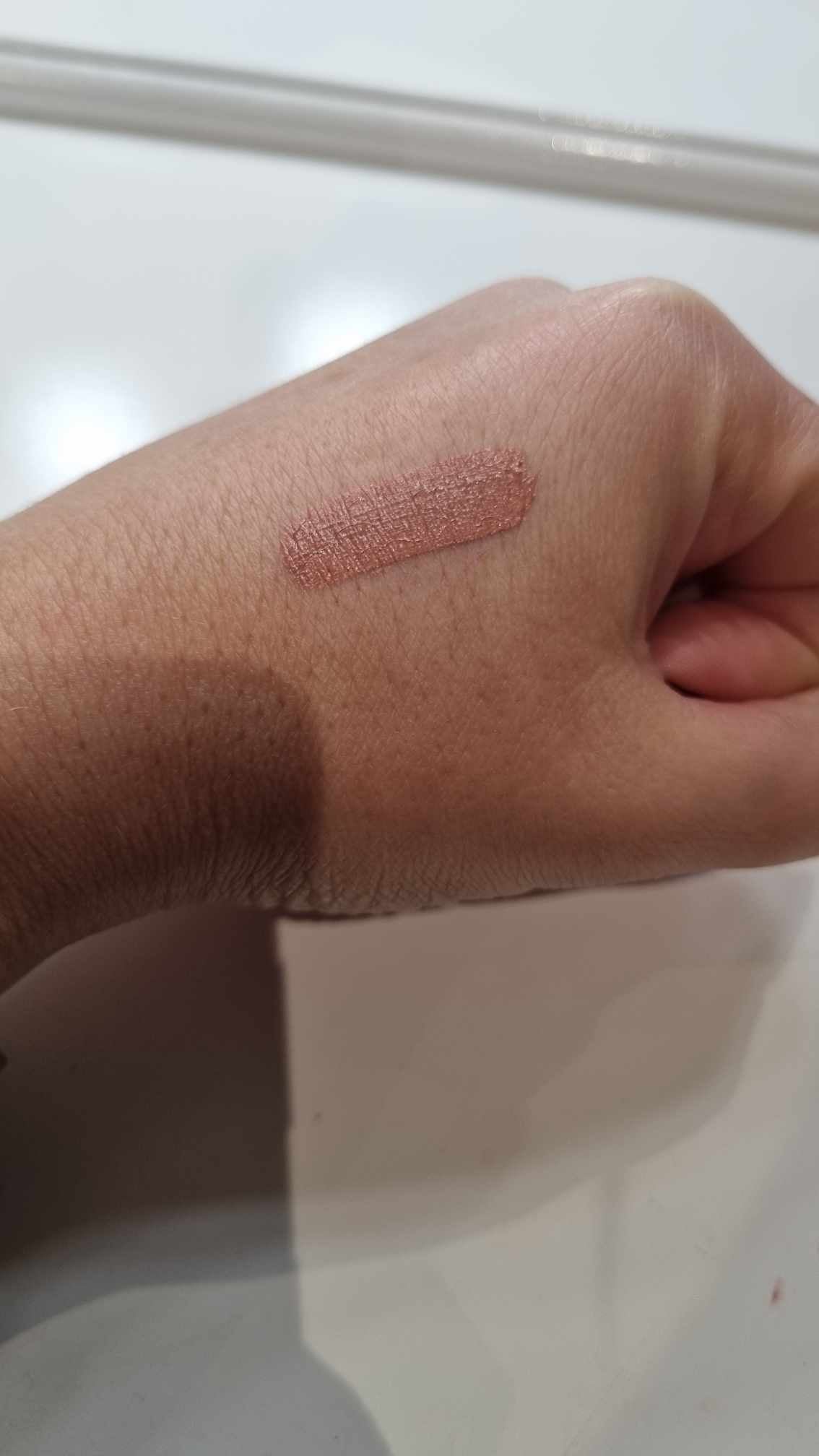 Rouge à lèvres sans transfert, longue tenue mais hydratant, beige irisé : Promotion