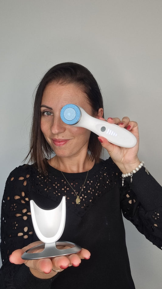 Brosse nettoyante anti-âge aux 7 bienfaits en 2 min connectée dernière génération rose gold