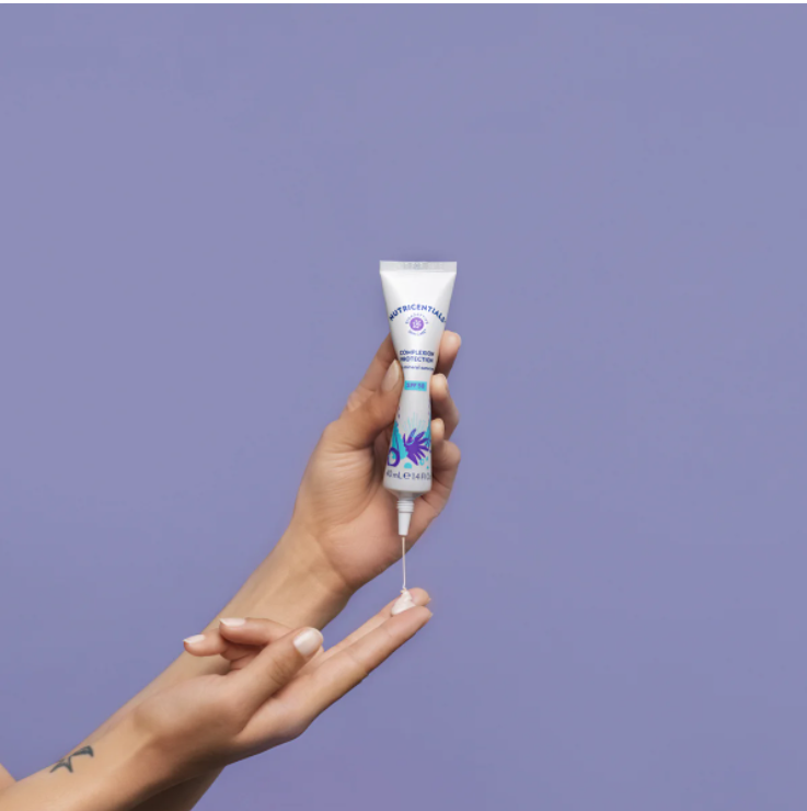 Crème solaire minérale visage légère, fluide et hydratante