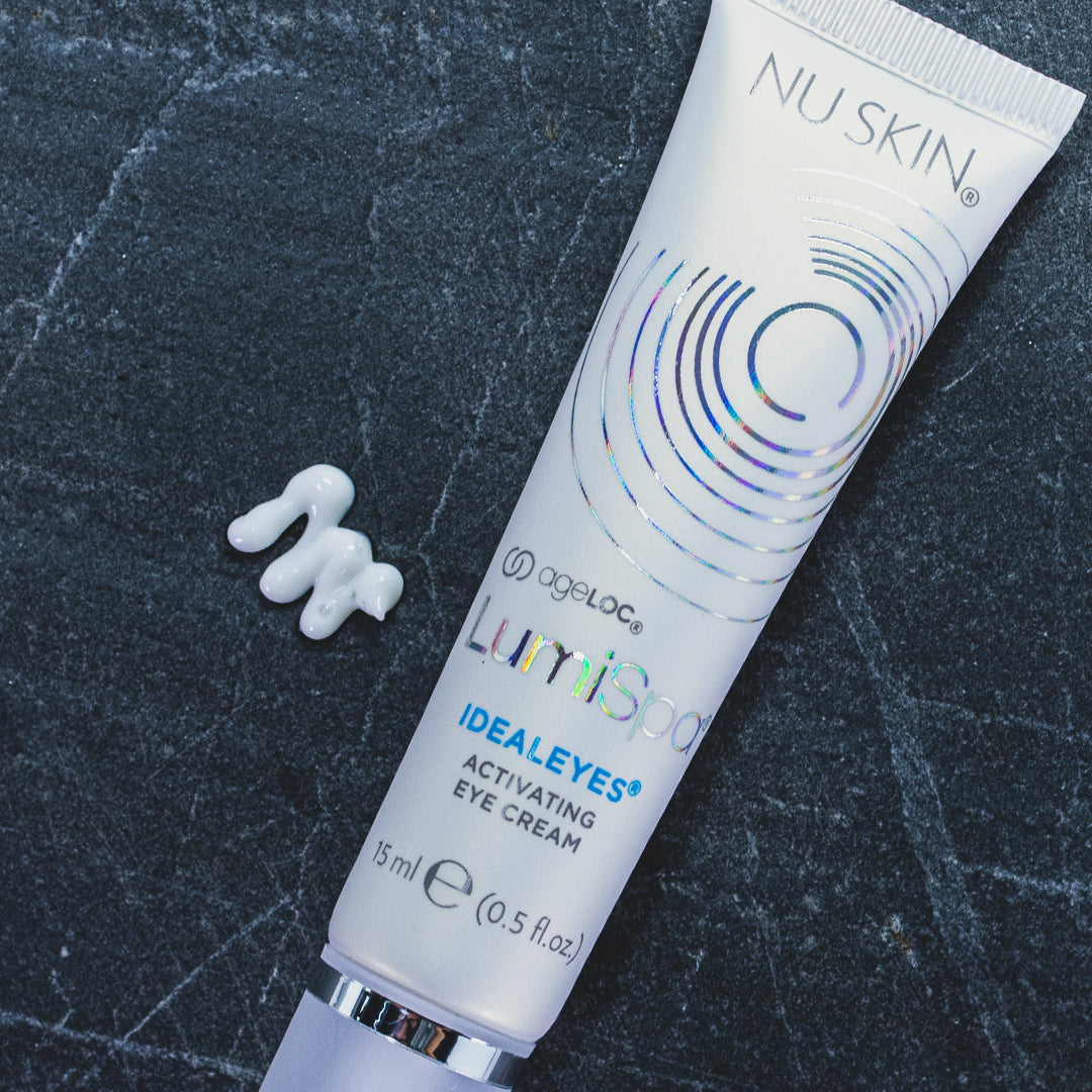 Soin contour des yeux à utiliser avec l'embout