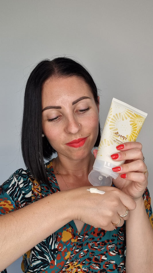 Beurre corporel au beurre de karité, huile de noix de macadamia et pulpe du baobab