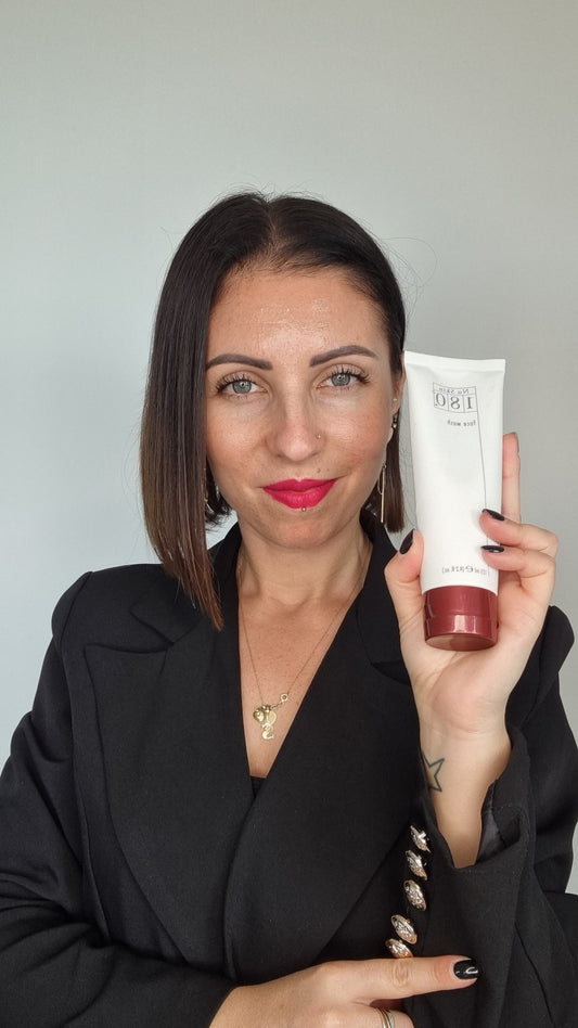 Nettoyant anti tâche riche en Vitamine C active